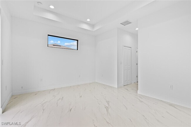 Building Photo - 933 Gleason St