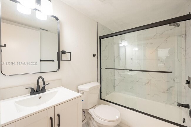 Building Photo - 2575 SW 27th Ave