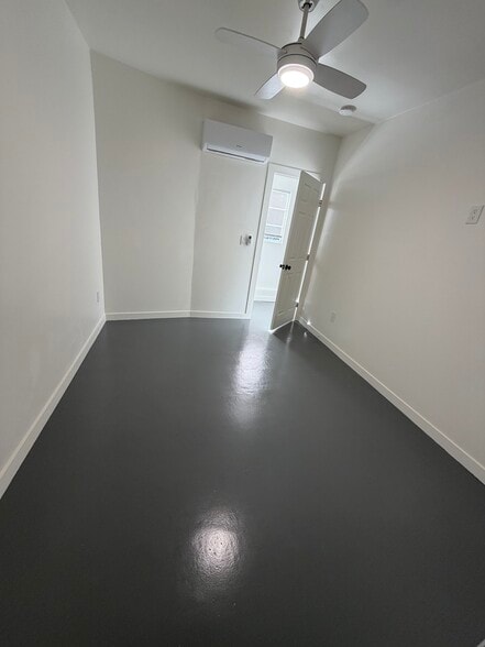 Building Photo - 8119 McNulty Ave