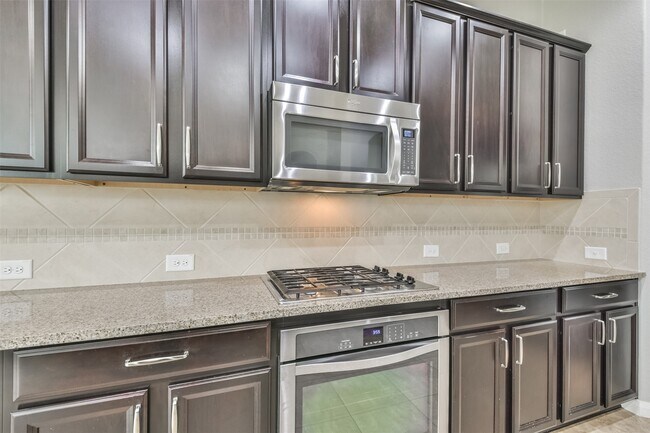 Building Photo - 13222 Edison Trace Ln