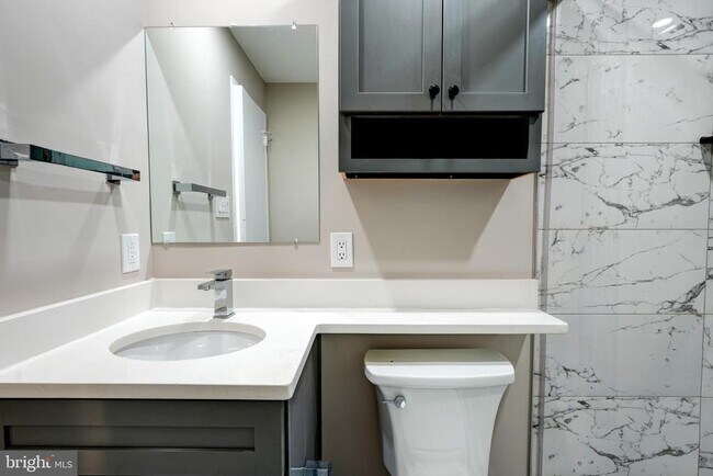 Building Photo - 1900 Lyttonsville Rd