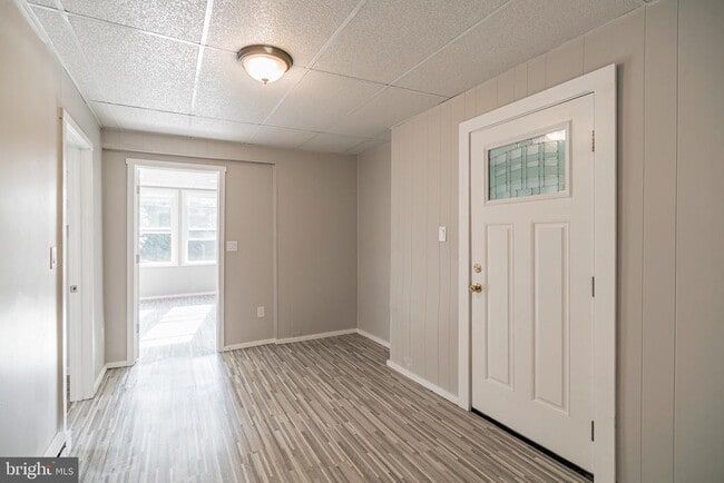 Building Photo - 34 N Nescopec St