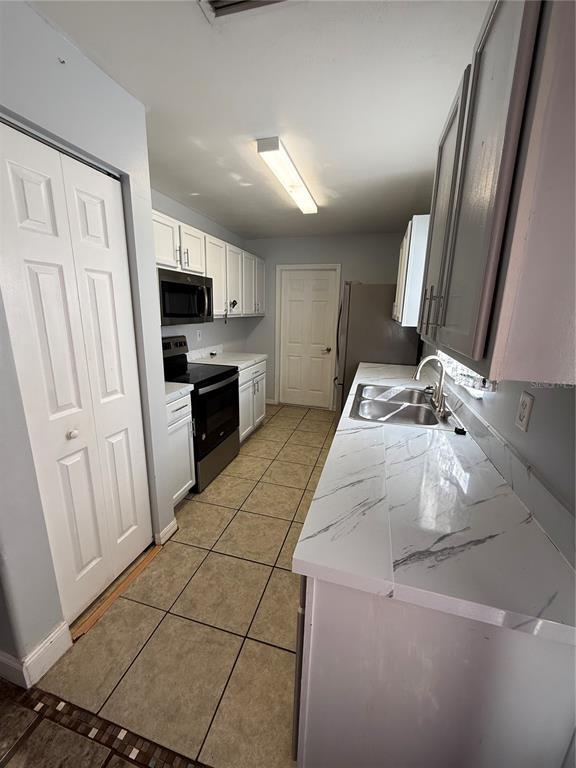 Building Photo - 39 Beechwood Ln