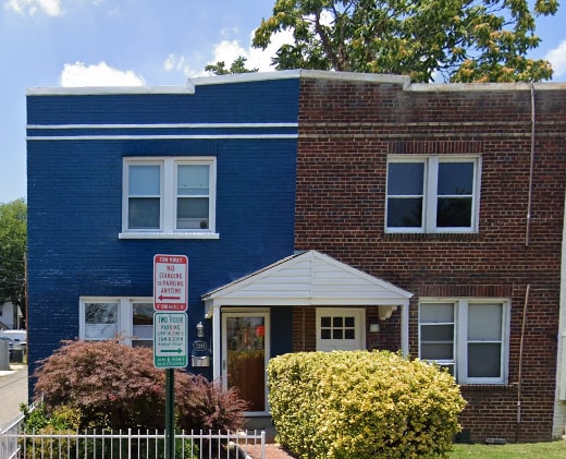 Primary Photo - 310 20th St NE