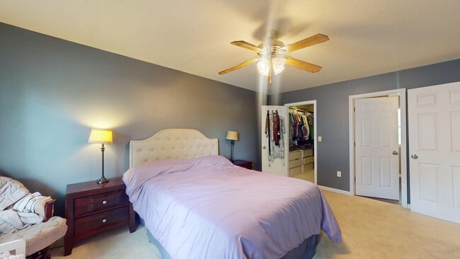 Building Photo - 2716 Stone Valley Dr