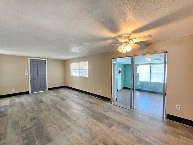 Building Photo - 503 Longfellow Blvd