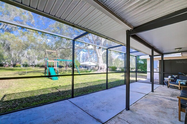 Building Photo - 521 W Lutz Lake Fern Rd