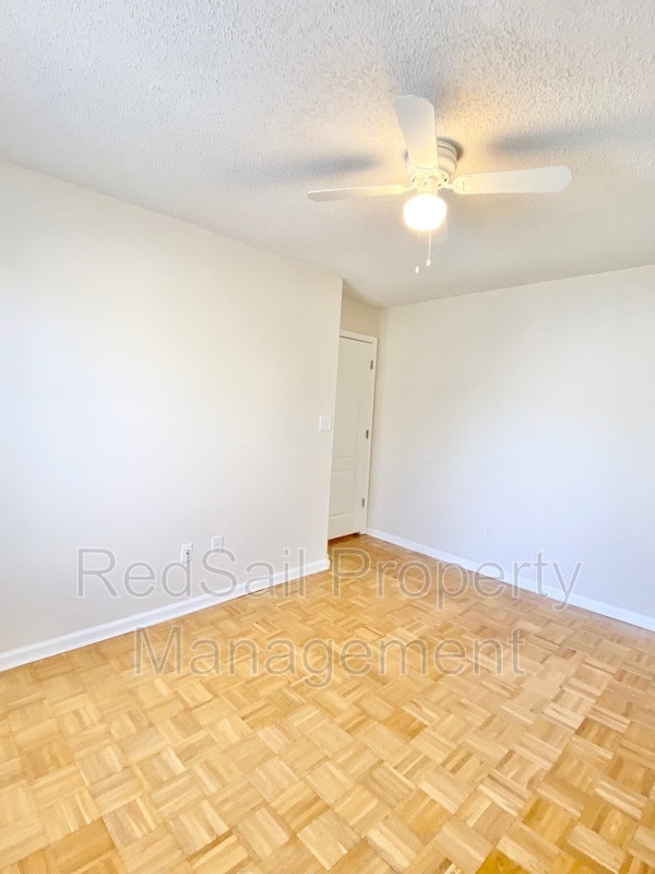 Building Photo - 129 Watson Dr