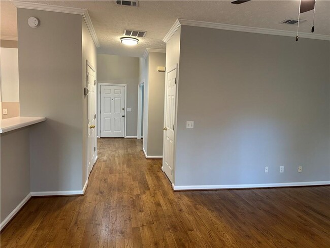 Building Photo - 9875 Lauren Hall Ct