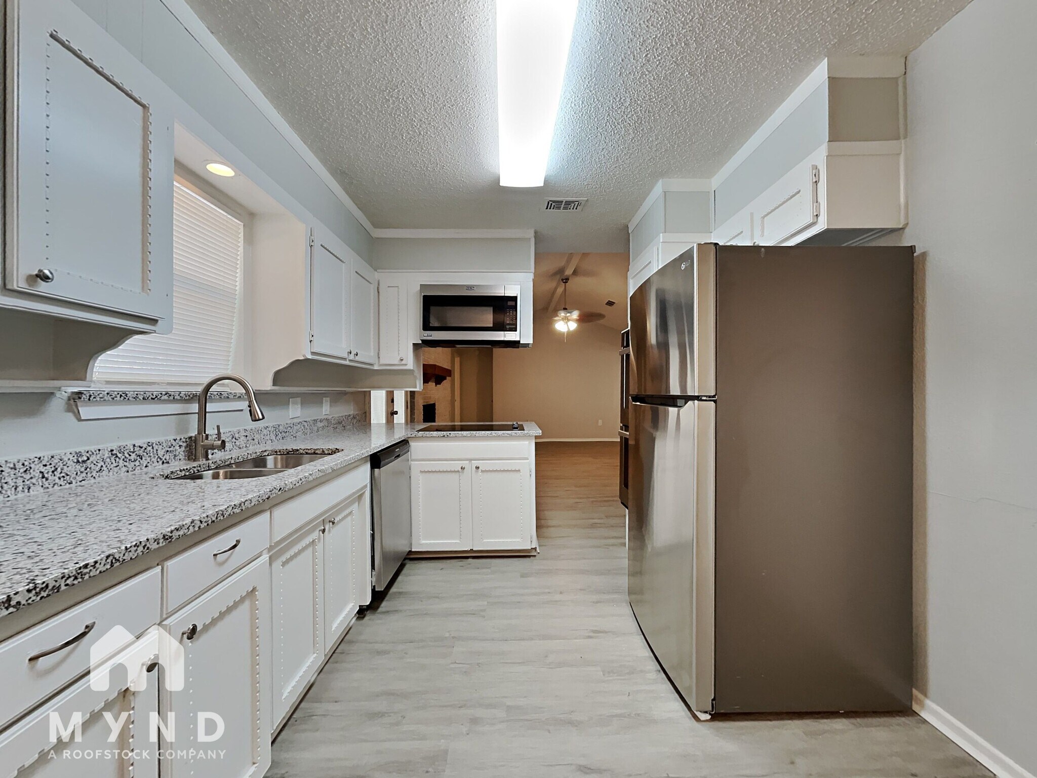Building Photo - 1308 Lyric Dr