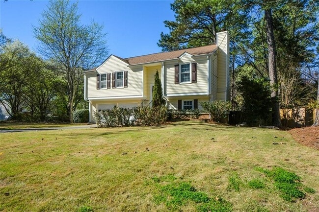 Building Photo - 115 Arborfield Way