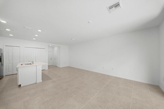 Building Photo - 14191 Oviedo Pl