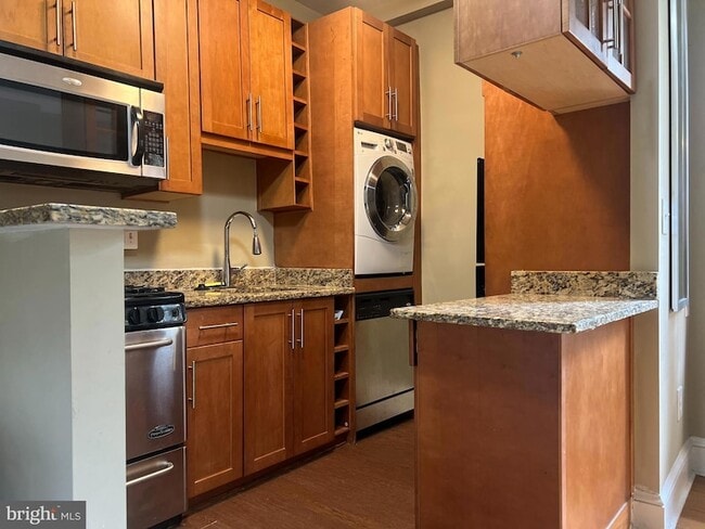 Building Photo - 6645 Georgia Ave NW