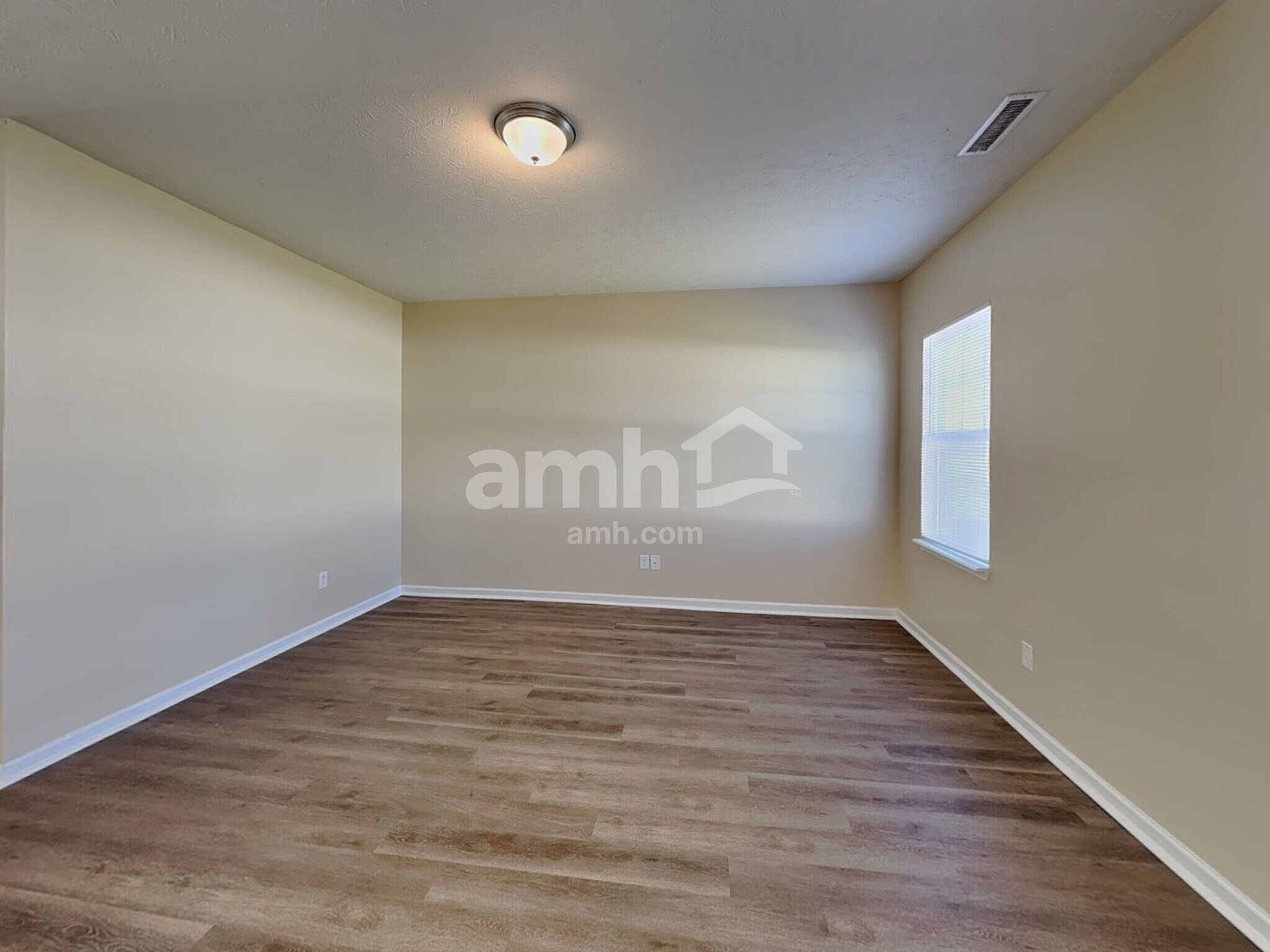 Building Photo - 2266 Boneset Dr