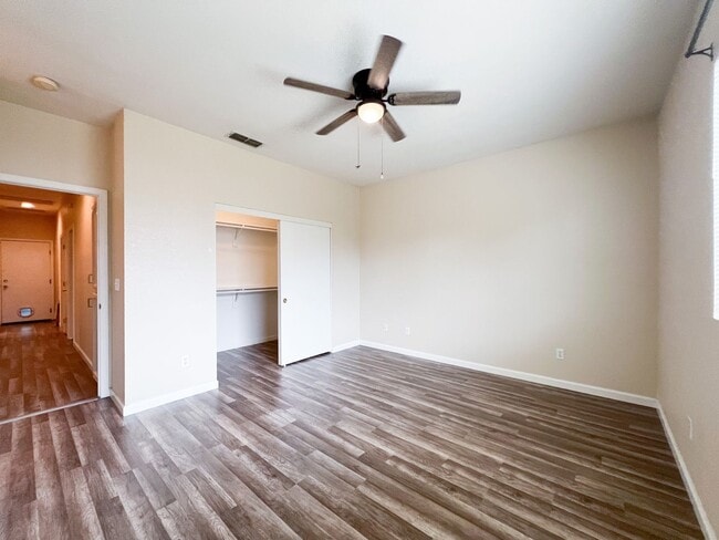 Building Photo - Beautiful 3 Bed, 2 Bath Home