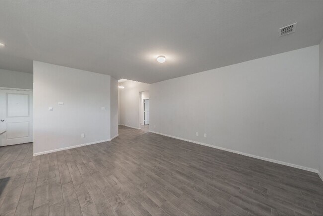 Building Photo - 8637 Centerboard Ln