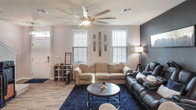 Building Photo - 466 Ferrule Dr
