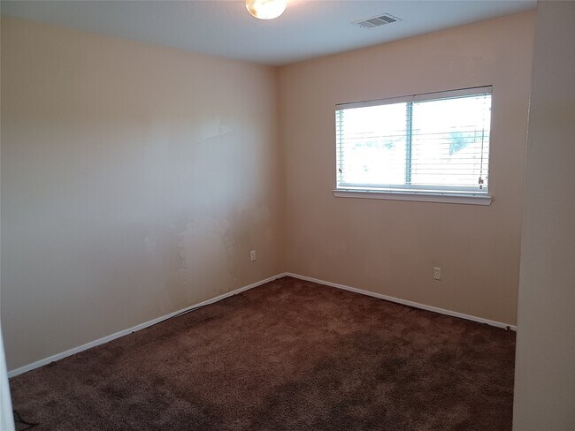 Building Photo - 20526 Patriot Park Ln