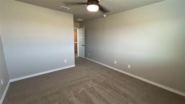 Building Photo - 825 Blossom Ln