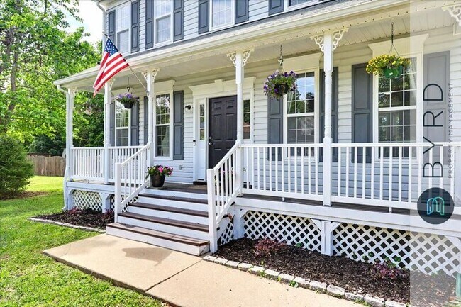 Building Photo - 6794 Sassafras Dr