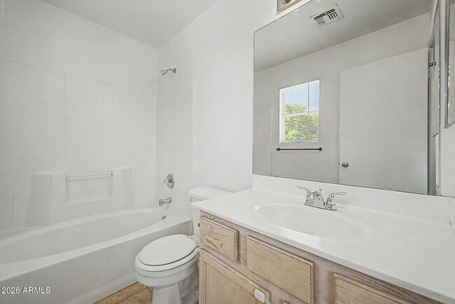 Building Photo - 15447 W Evans Dr