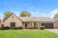 Building Photo - 6575 Pine Top Cir N