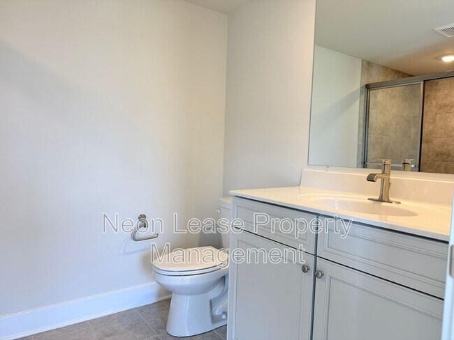 Building Photo - 29860 Bankert Dr
