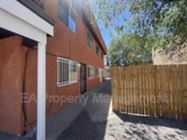 Primary Photo - 12809 Dorado Dr SE
