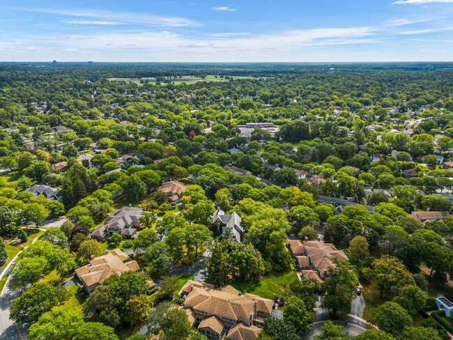 Building Photo - 1092 Wexford Ct