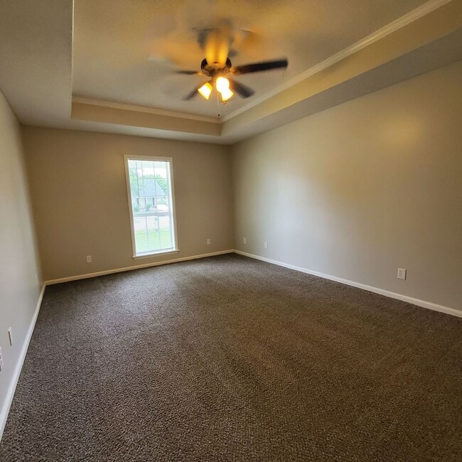 Building Photo - Charming 3-Bedroom Home with Private Fenced Yard in Valdosta, GA!