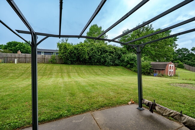 Building Photo - 4024 Quail Bush Dr