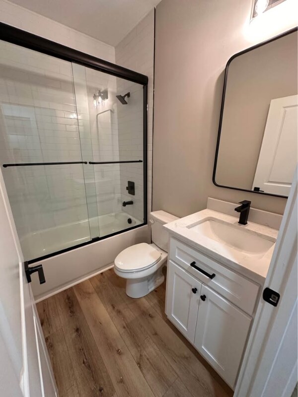 Building Photo - 7280 Franklin Way