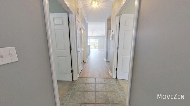 Building Photo - 5006 Carleton Dr