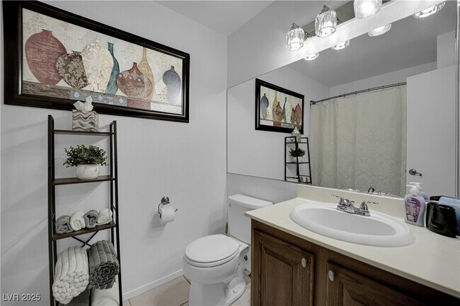 Building Photo - 1909 Mountain Hills Ct