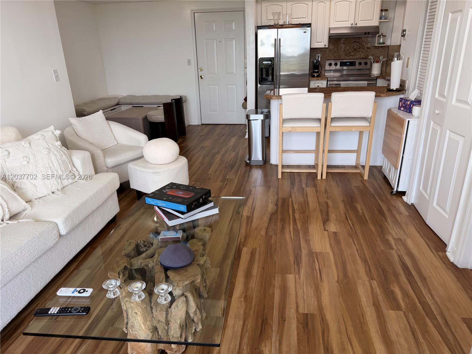 Building Photo - 3500 Coral Way
