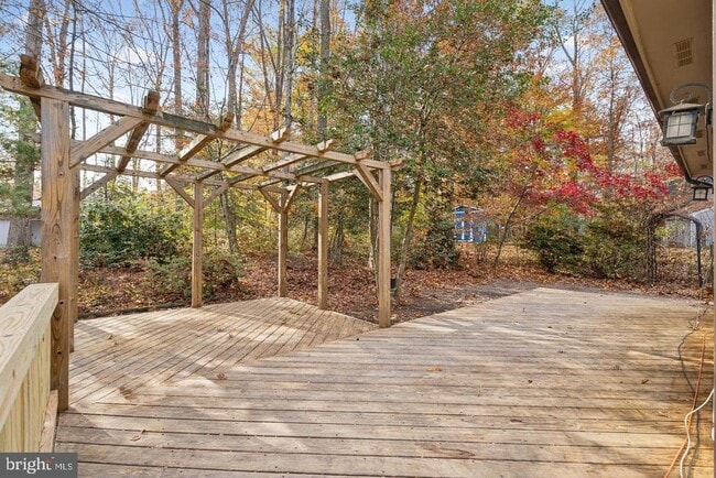 Building Photo - 205 Confederate Cir