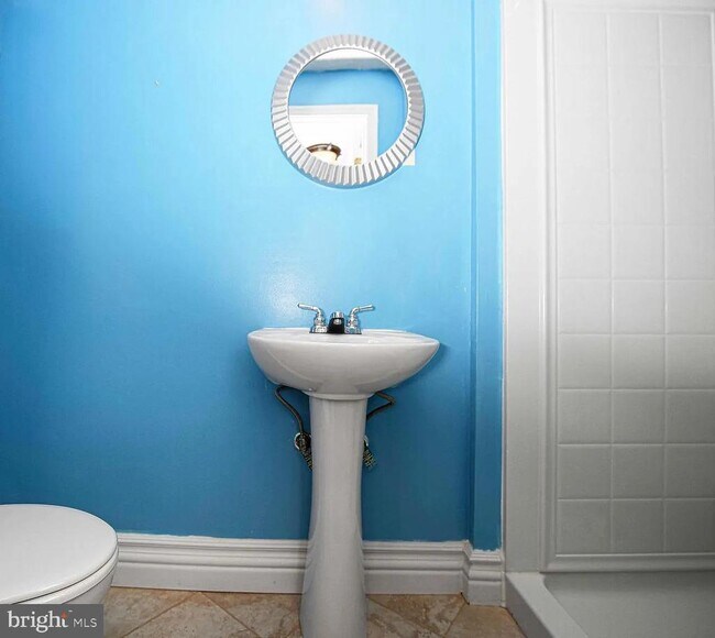 Building Photo - 133 Spruce Woods Ct