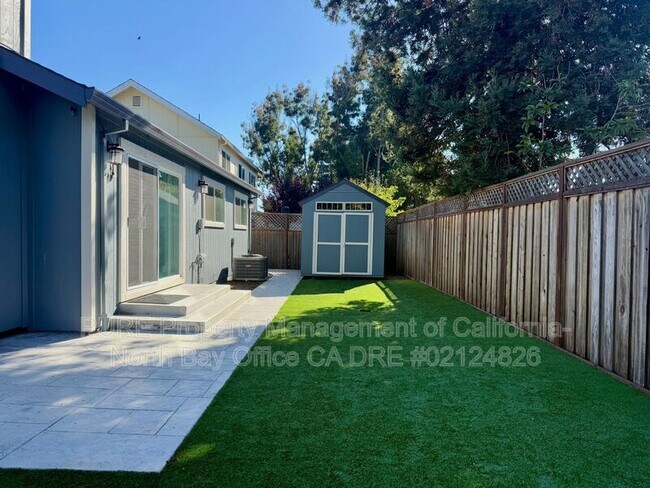 Building Photo - 4321 Gloria Ct