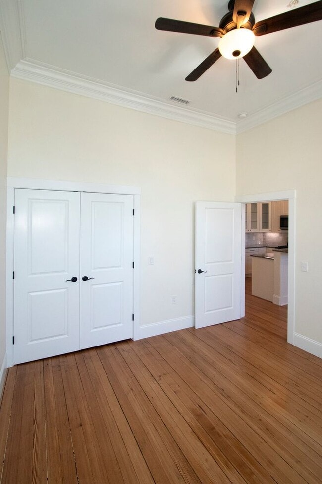 Building Photo - 440 Central Ave