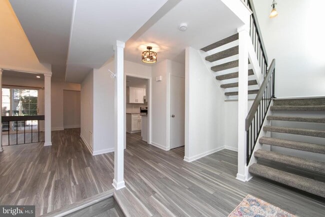 Building Photo - 363 Barton Run Blvd