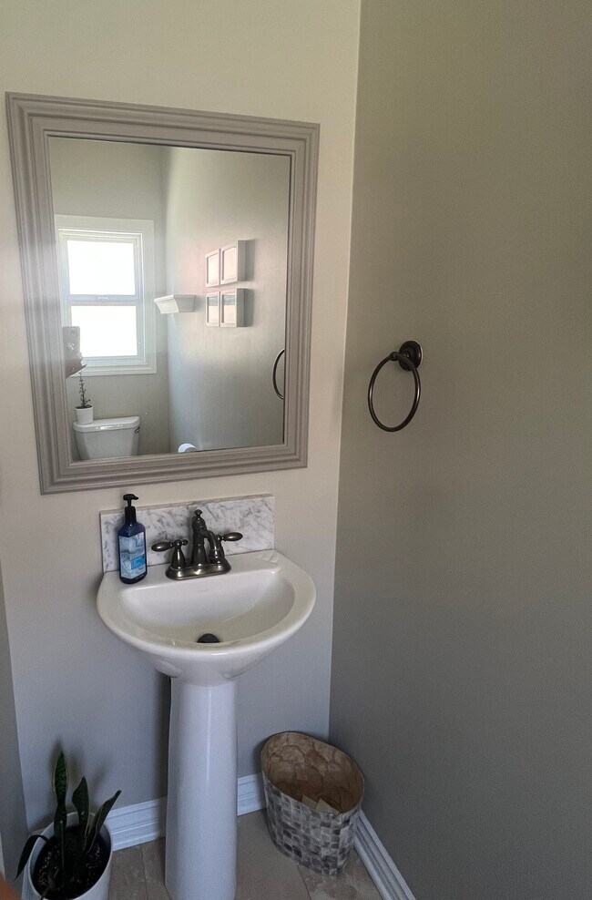 Half Bath - 6947 Jellico Ave