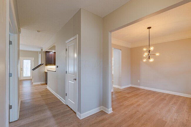 Building Photo - 6003 Bell Classic Dr