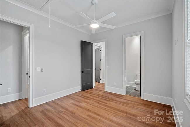 Building Photo - 805 Naples Dr