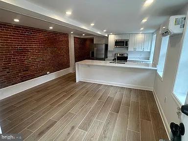 Building Photo - 4315 7th St NW