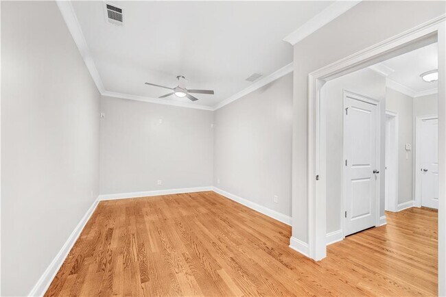Building Photo - 250 Mystic Ridge Hill
