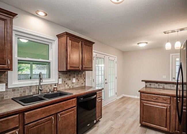 Building Photo - 4213 Hunters Trce