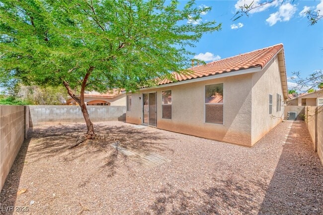 Building Photo - 8995 Libertyvale Dr