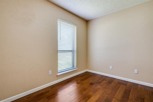 Building Photo - 2625 Briar Hill Dr