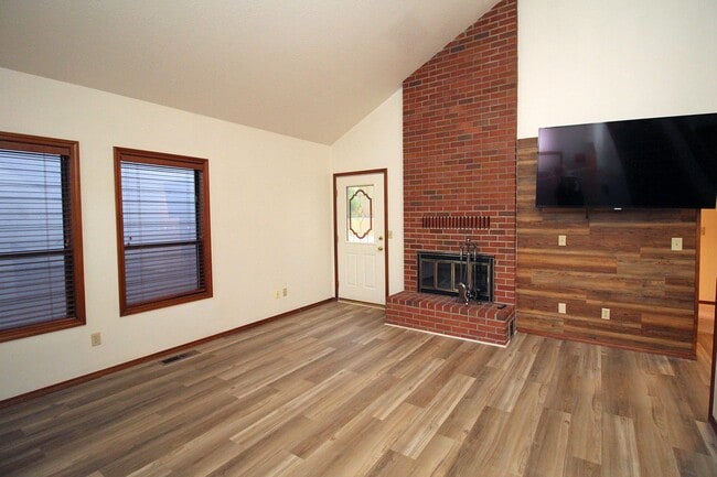 Building Photo - 13360 SW Gallop Ct