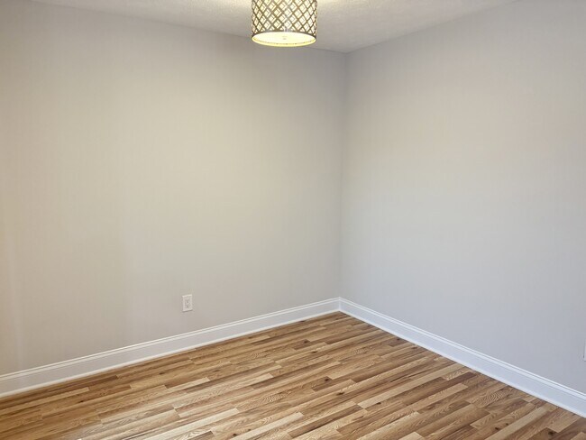 Building Photo - 312 Park Ridge Cir